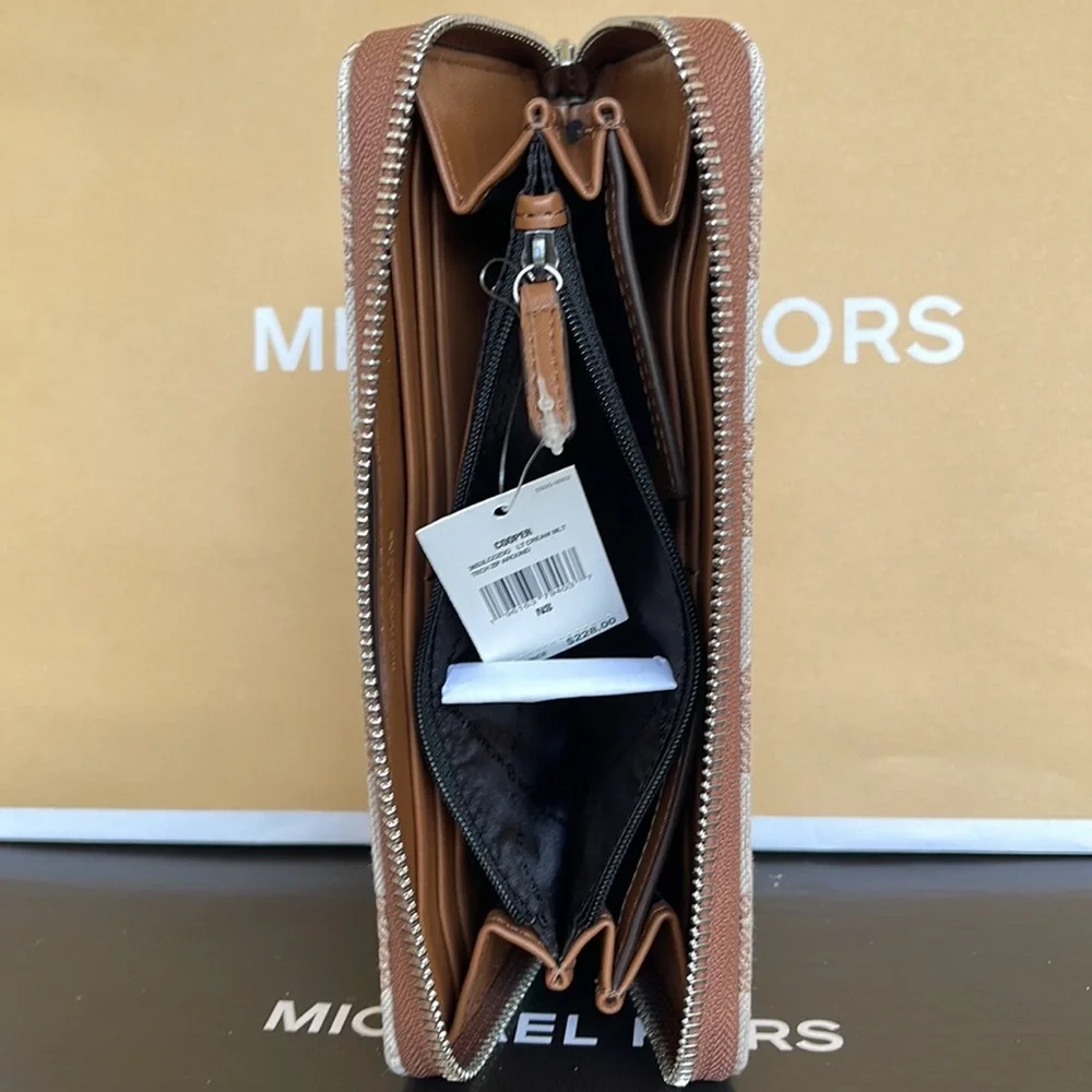 Michael Kors Men’s Women’s Cooper Tech Zip Around Continental Wallet Light Cream